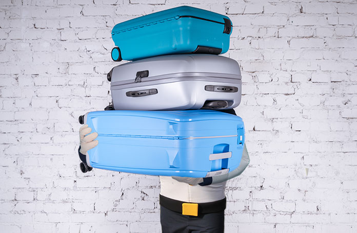 10 Ways to Make Your Suitcase Lighter By 15 Pounds!